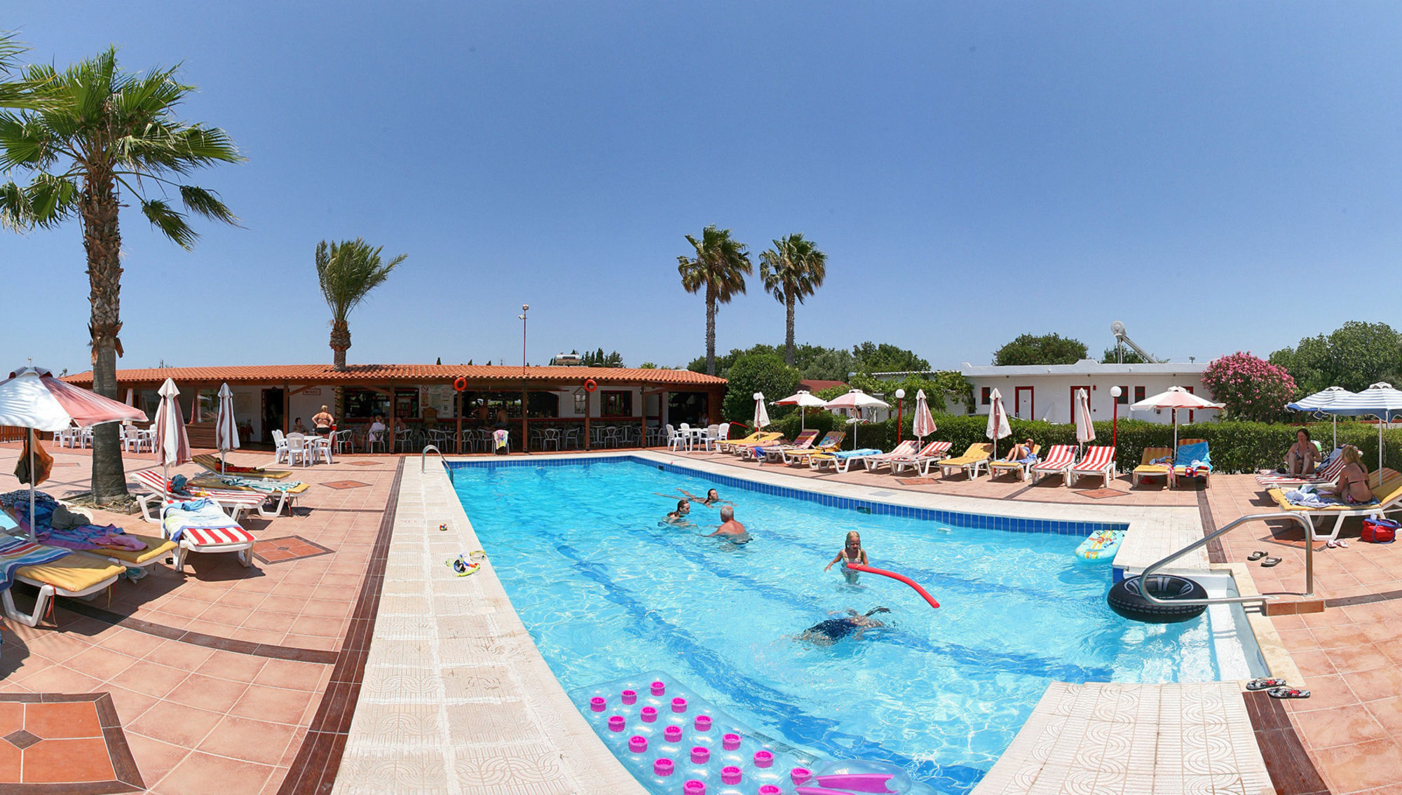 פסאלידי Sandys Studios Apartments And Log Villas מראה חיצוני תמונה